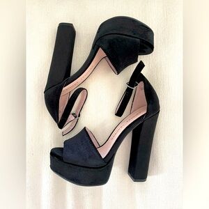 Chinese Laundry Black Platform Heels